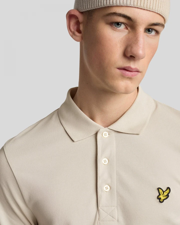 Afbeelding van SP400VOG - Cove W870 - Plain Polo Shirt - Lyle & Scott