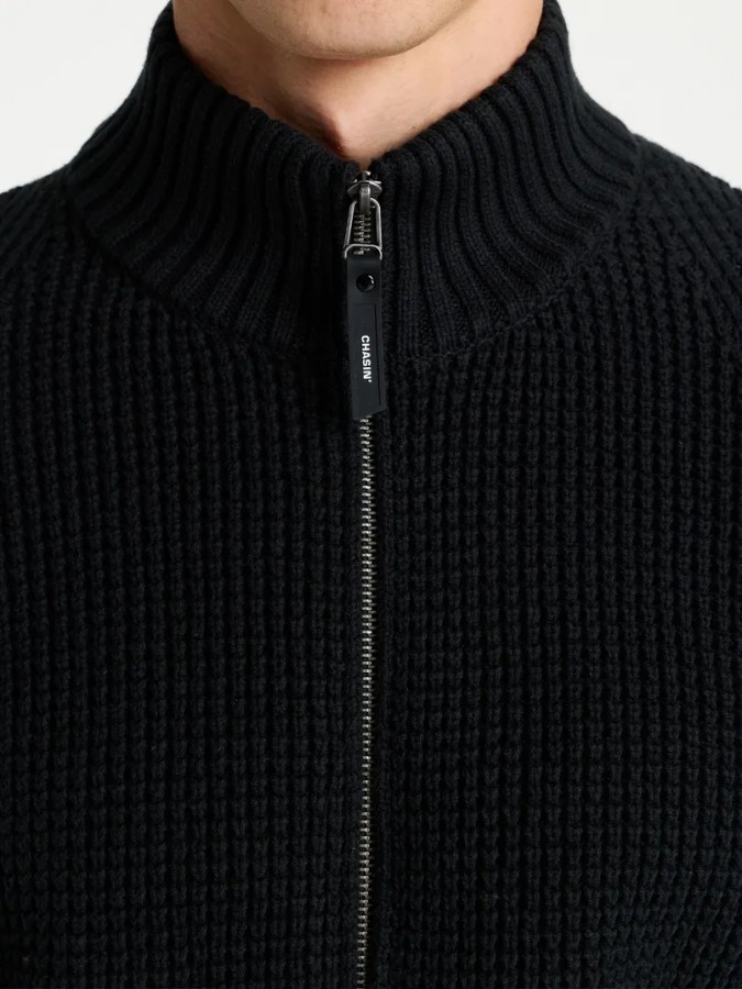 Afbeelding van 31150010 - E9001 OLIVER - Cardigan Vest - CHASIN'
