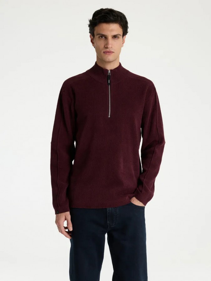 Afbeelding van 31140006 - E4017- Model Oscar  - Trui - CHASIN'