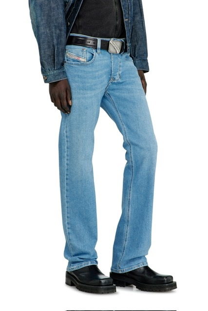 Afbeelding van LARKEE 0HBDJ Heren Denim Regular - Bootcut - DIESEL