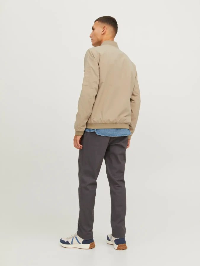 Afbeelding van 12165203 - Rush Bomber Jacket - Crockery  - Jack & Jones
