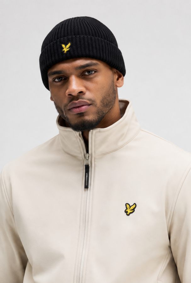 Afbeelding van HE2531A Ribbed Beanie Z865  Jet Black  - Lyle & Scott